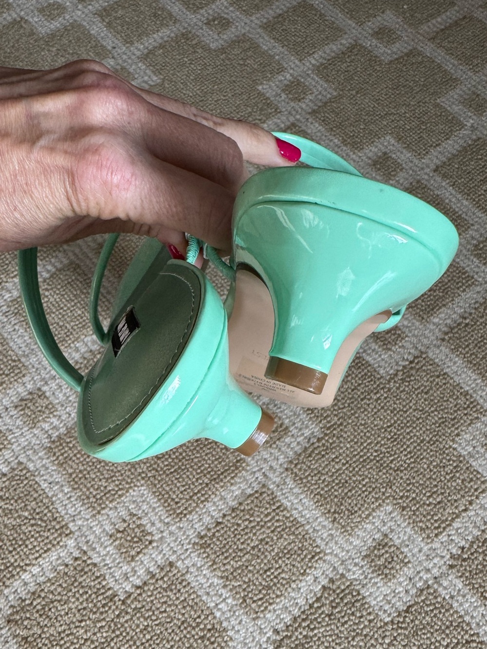 Nine West Noel Patent Kitten Heel Slide Sandals Mint Green Size 10 - Picture 10 of 13